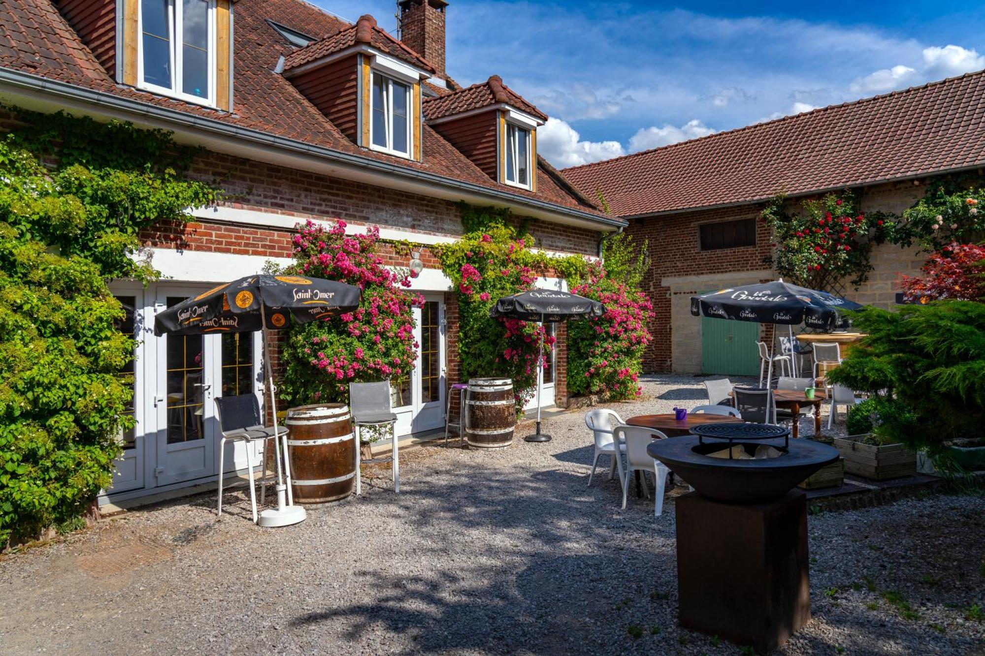 Auberge De L'Arc En Ciel Fauquembergues Esterno foto